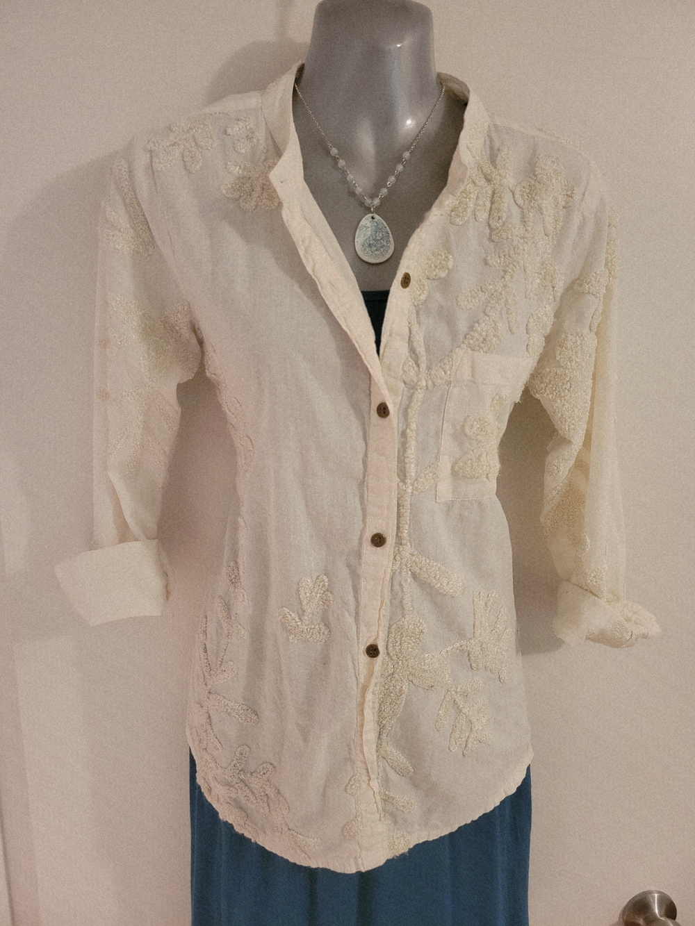 Parsley & Sage Cream Embroidered Button-Down Shirt